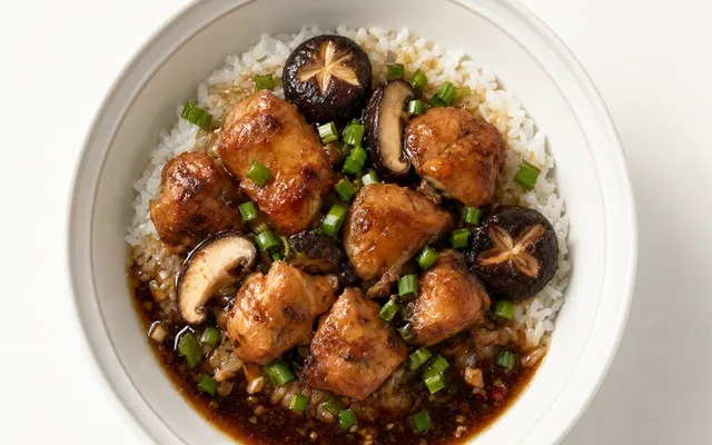 One-Pot Soy Sauce Chicken Rice (Rice Cooker Friendly)
